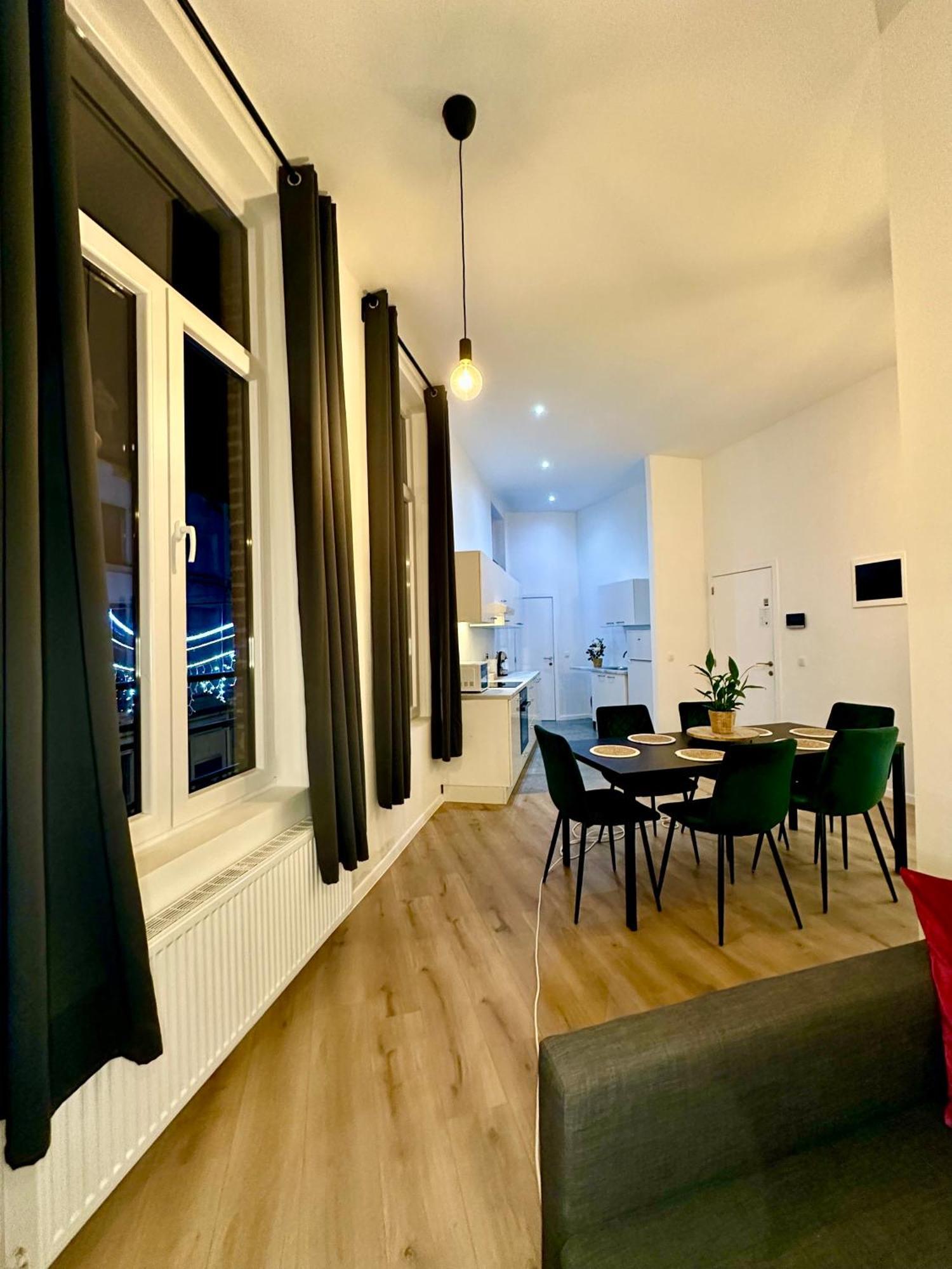 Luxury Suites Mons By Rikas Hotels Luaran gambar