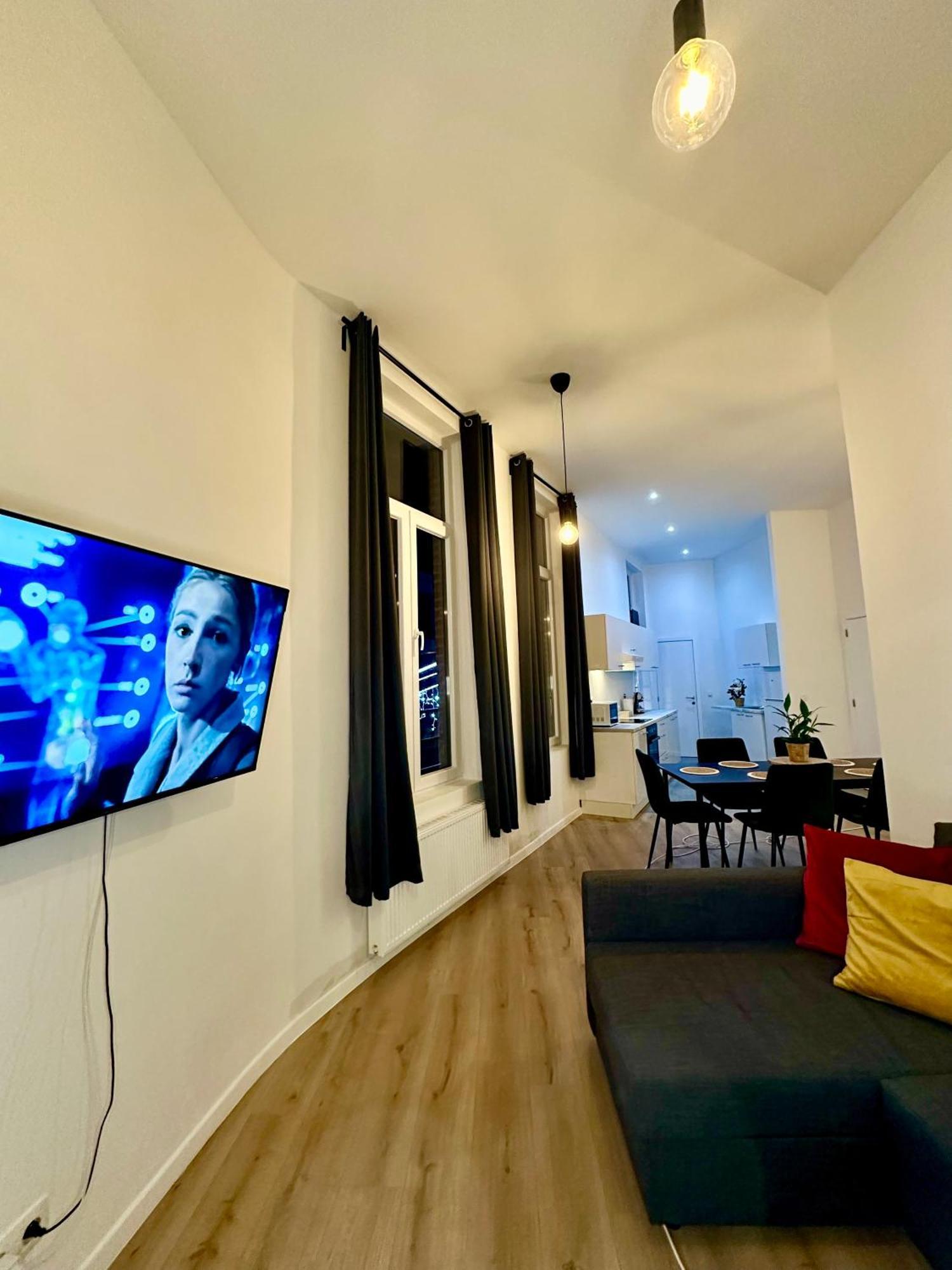 Luxury Suites Mons By Rikas Hotels Luaran gambar
