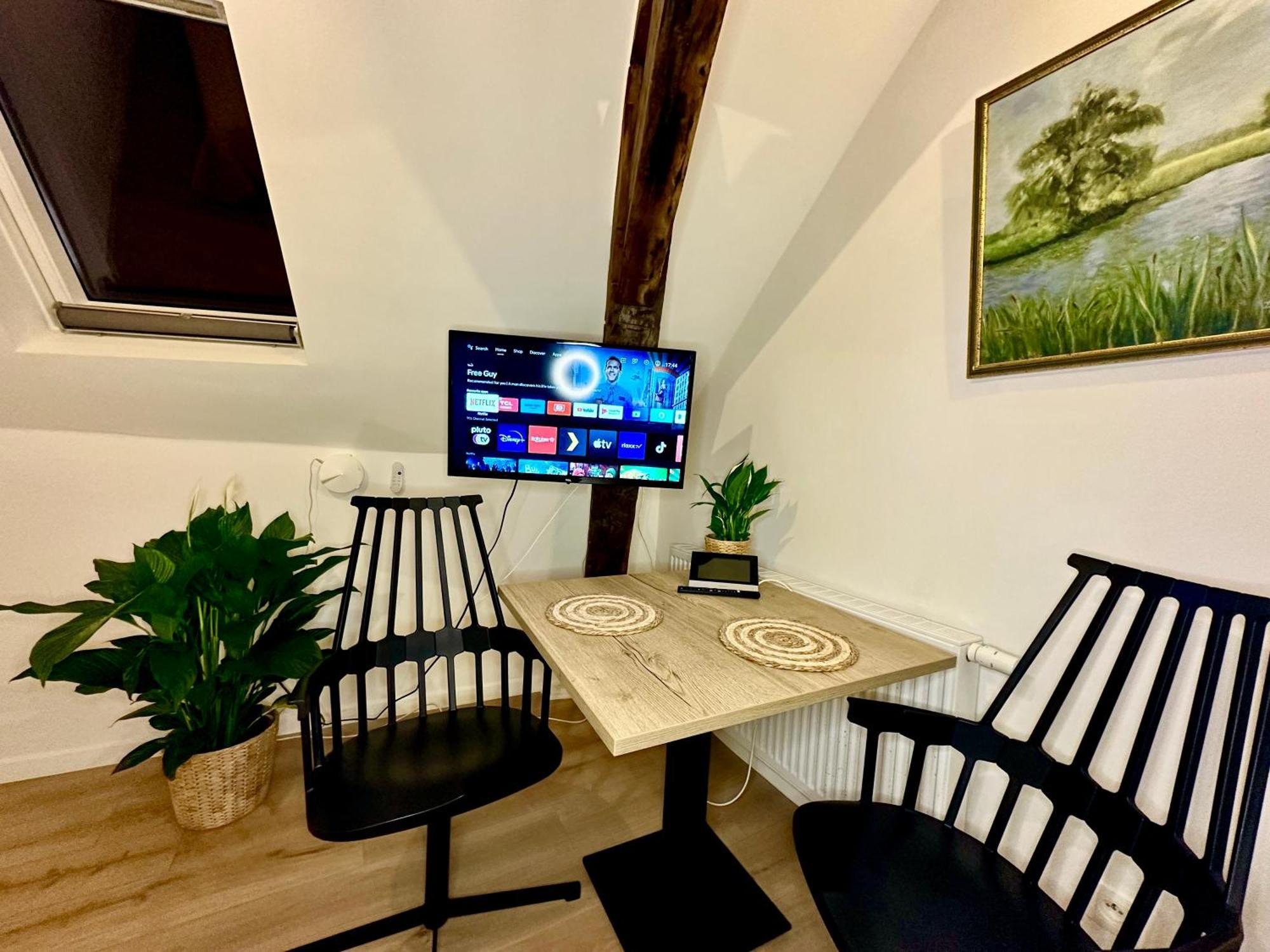 Luxury Suites Mons By Rikas Hotels Luaran gambar