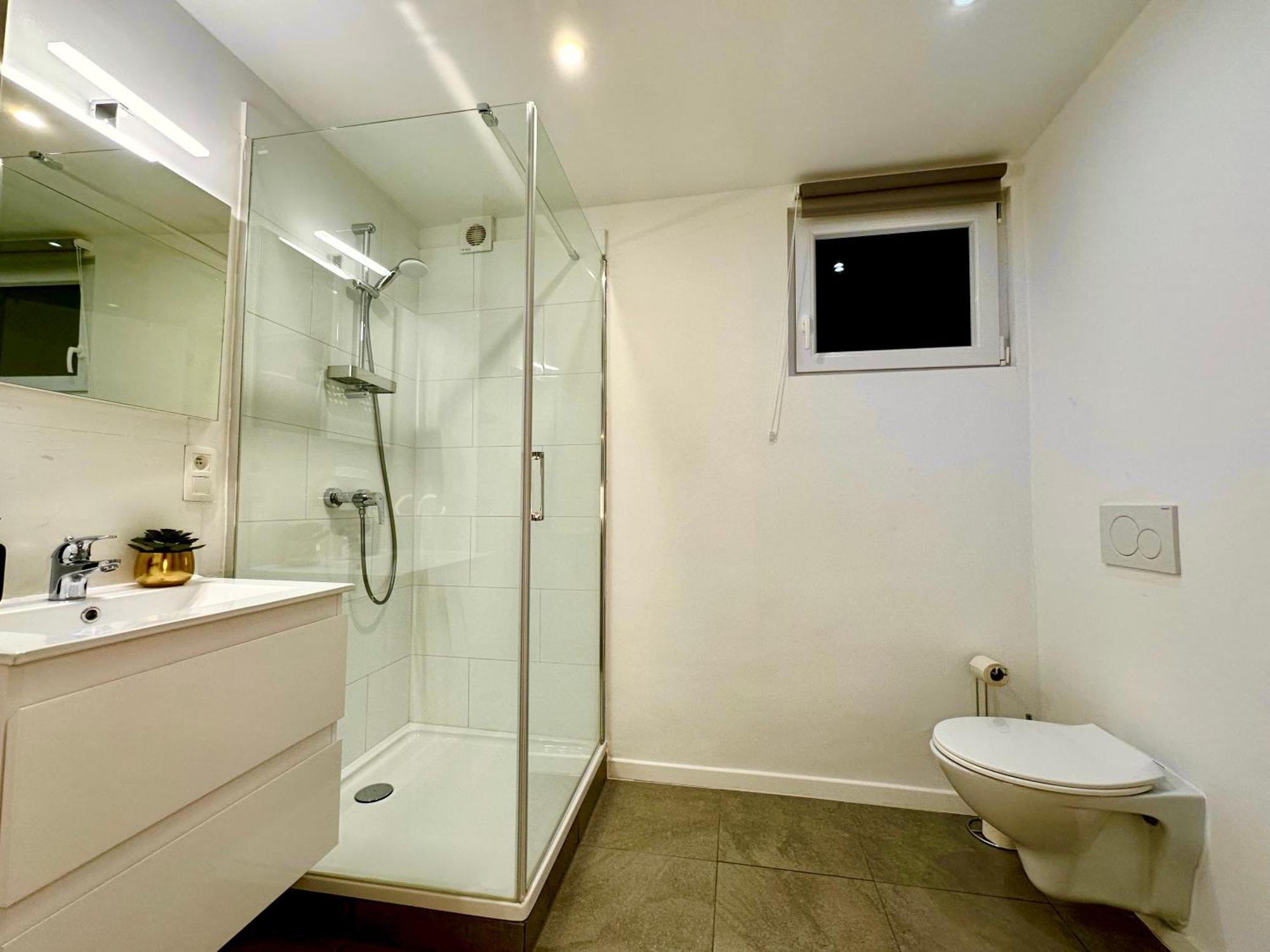 Luxury Suites Mons By Rikas Hotels Luaran gambar