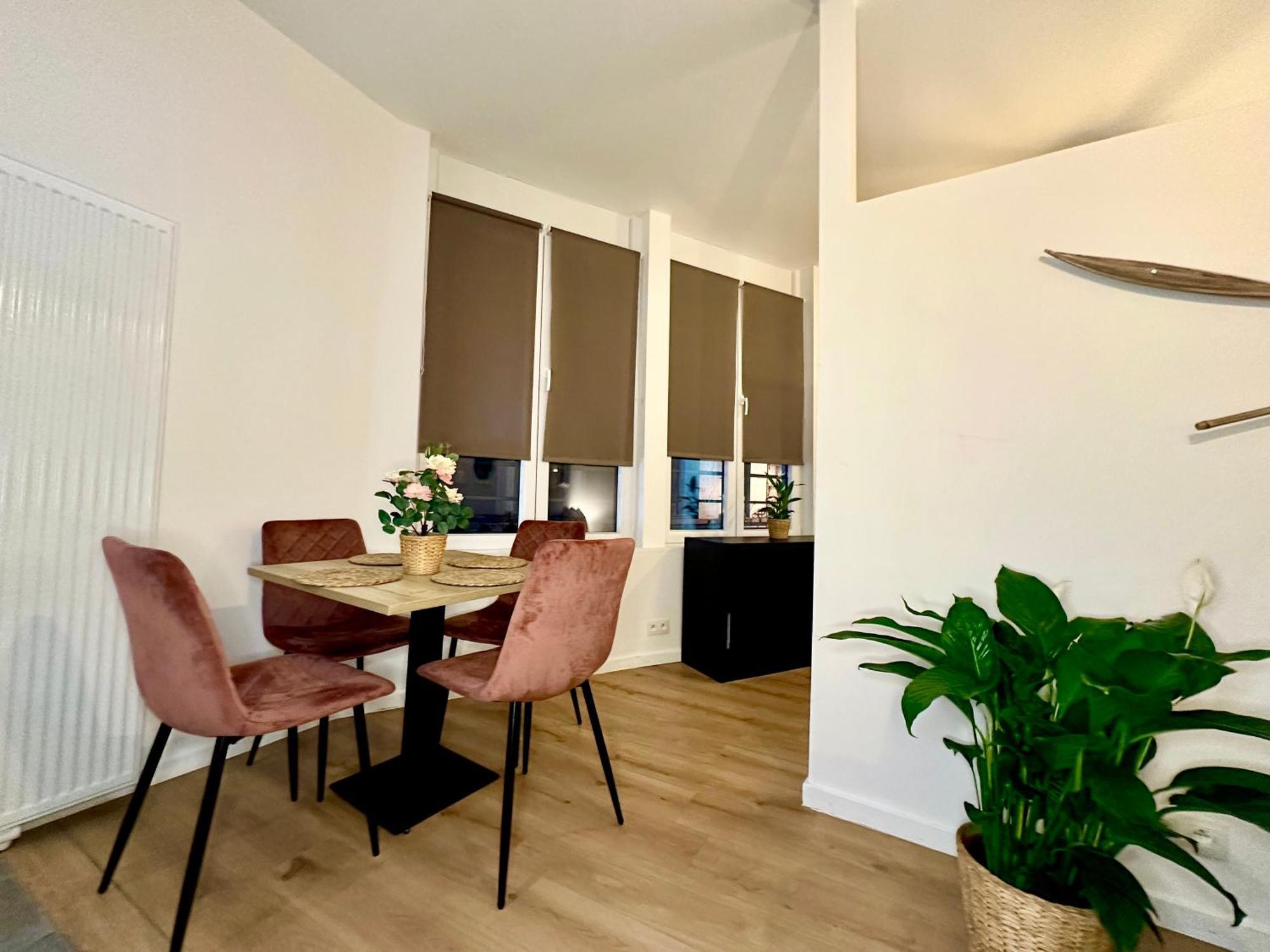 Luxury Suites Mons By Rikas Hotels Luaran gambar